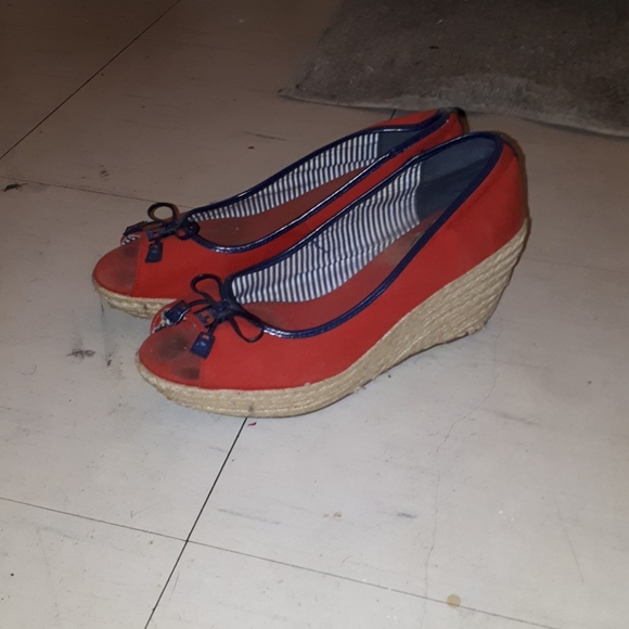 Tommy Hilfiger wedge heels - Picture 3 of 3